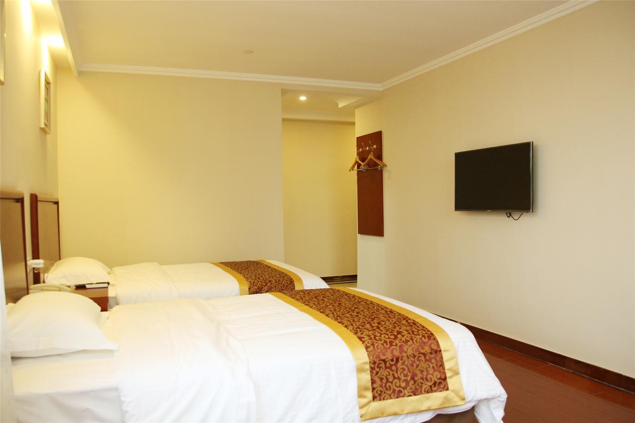 Greentree Inn Guiyang Court Street West Zhongshan Road Subway Station Business Hotel Bagian luar foto